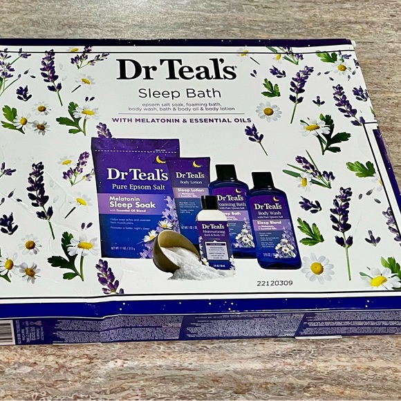 NIB Dr Teal’s sleep bath 5-piece bath and body with megaton and essential oils - Picture 9 of 13